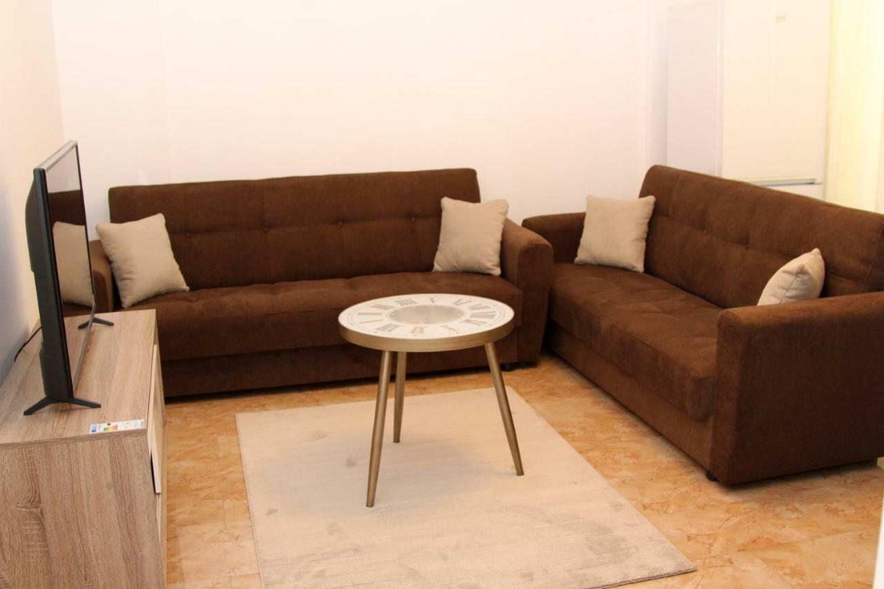 Fiqe Rental Tirana Exterior foto