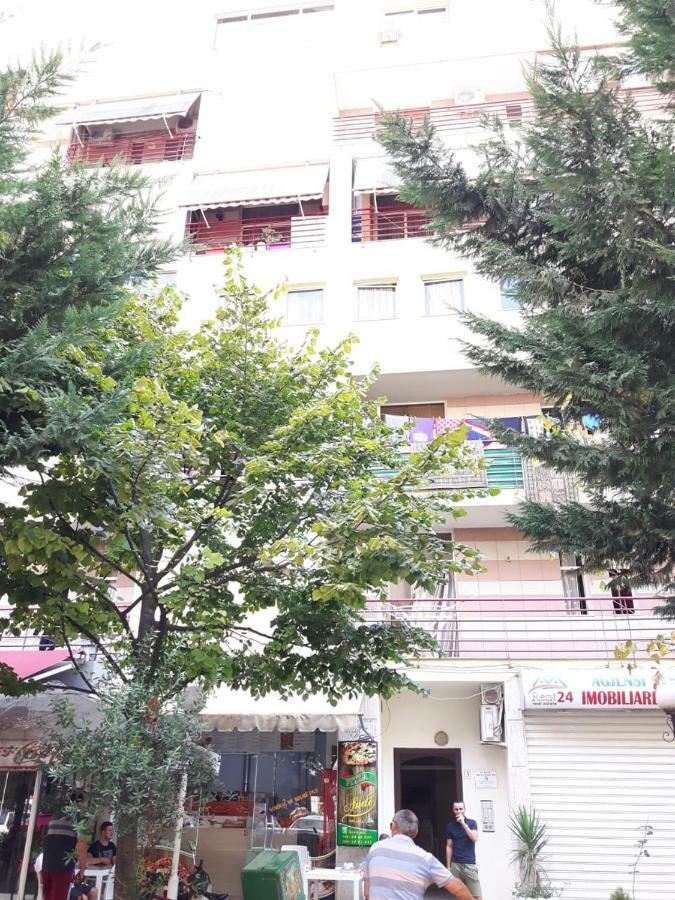 Fiqe Rental Tirana Exterior foto