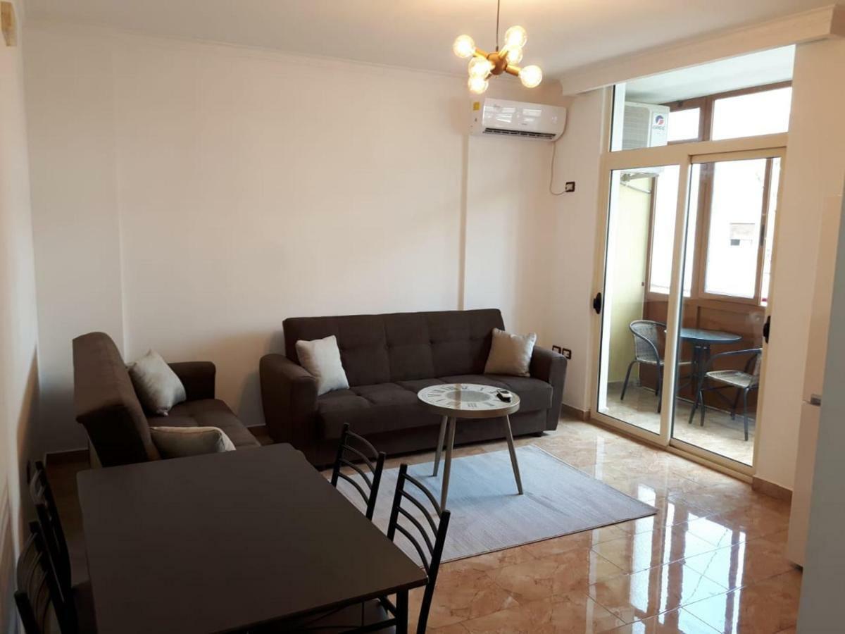 Fiqe Rental Tirana Exterior foto